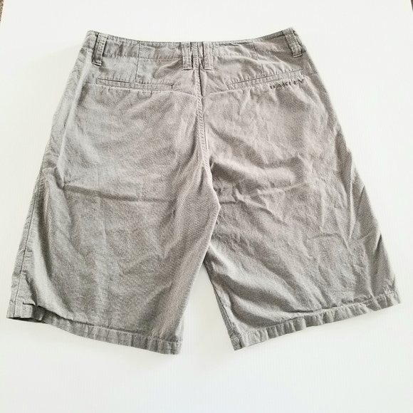 Oakley Men's Gray Flat Front Chino Shorts, size 38 - Picture 2 of 8